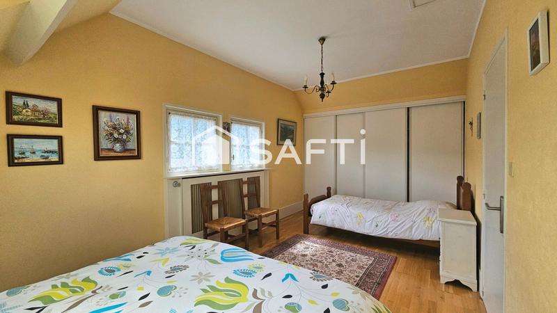 Maison - 183 m² - 8 pièces