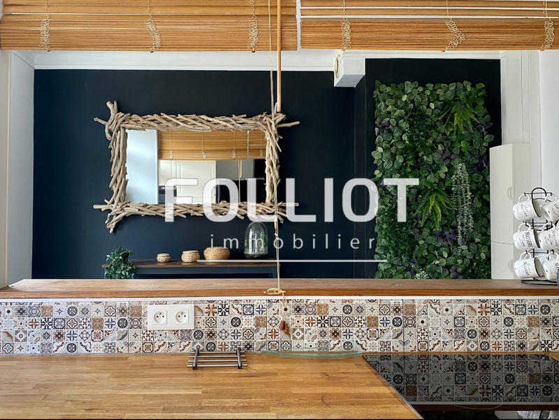 Appartement - 159 m² - 5 pièces