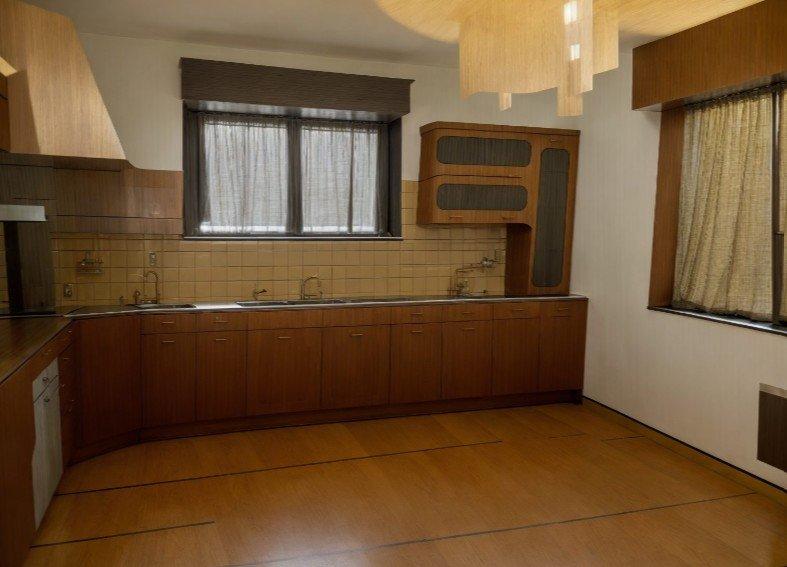 Appartement - 150 m² - 5 pièces