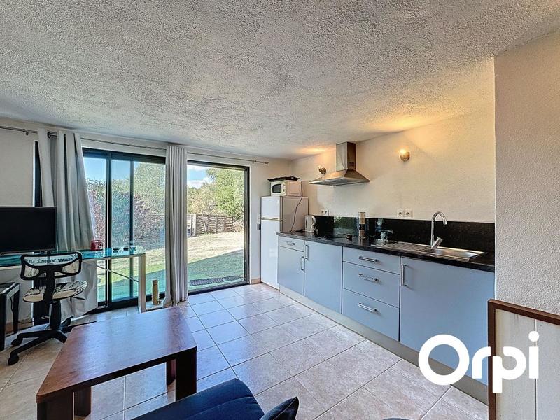 Maison - 239 m² - 8 pièces