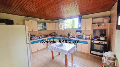 Maison - 283 m² - 12 pièces