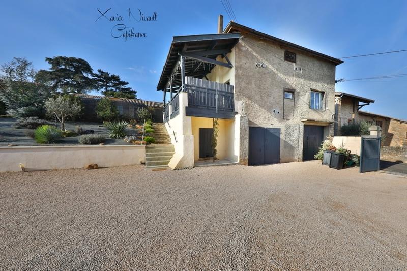 Maison - 394 m² - 9 pièces