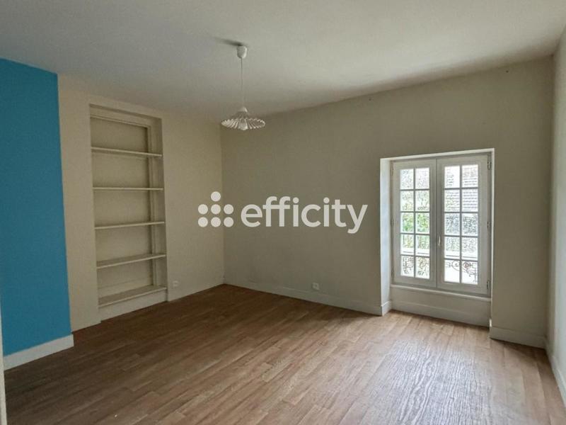 Maison - 87 m² - 5 pièces