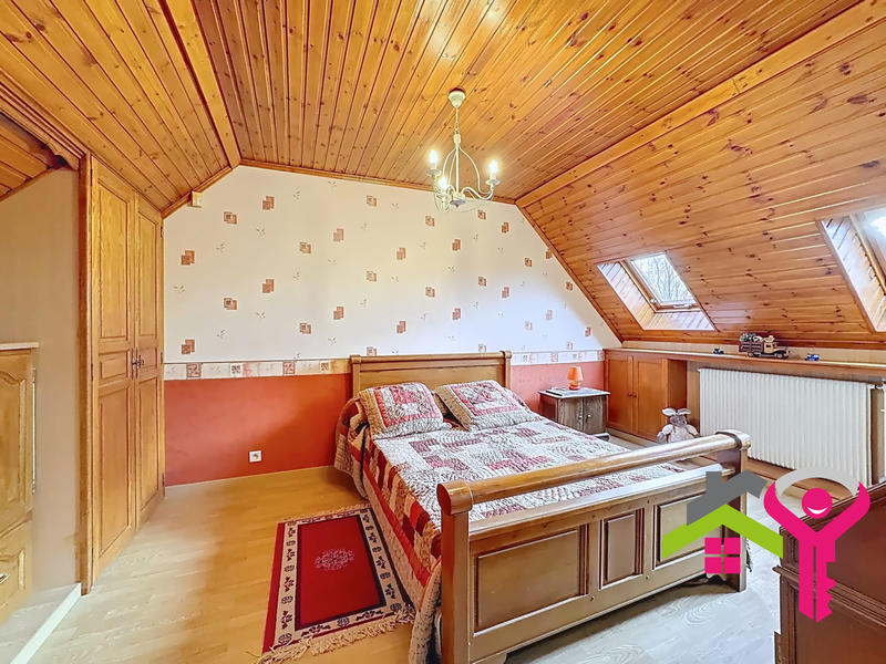 Maison - 150 m² - 8 pièces