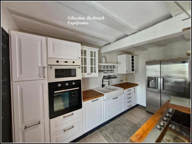 Maison en pierre - 236 m² - 7 pièces