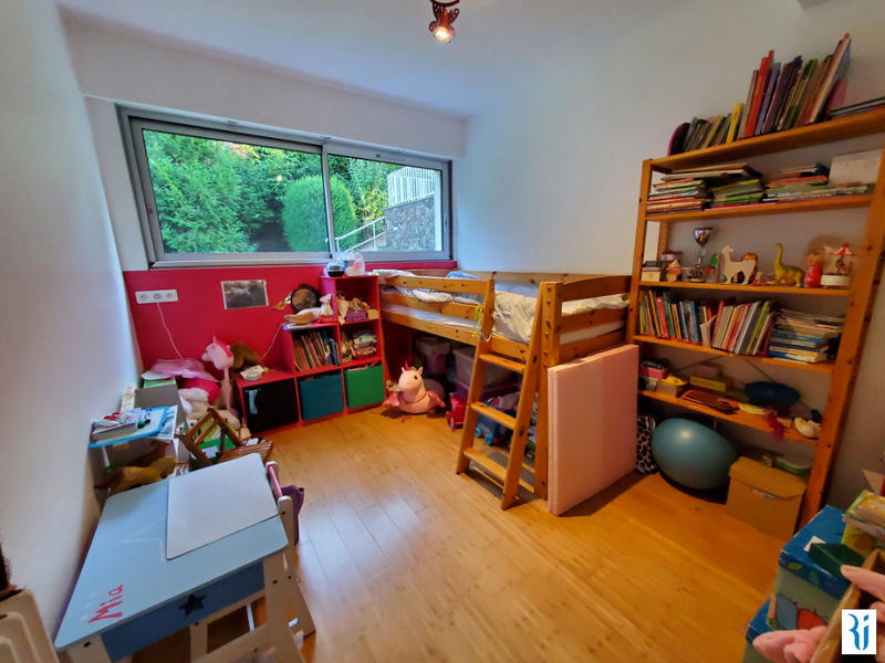 Appartement - 97 m² - 4 pièces