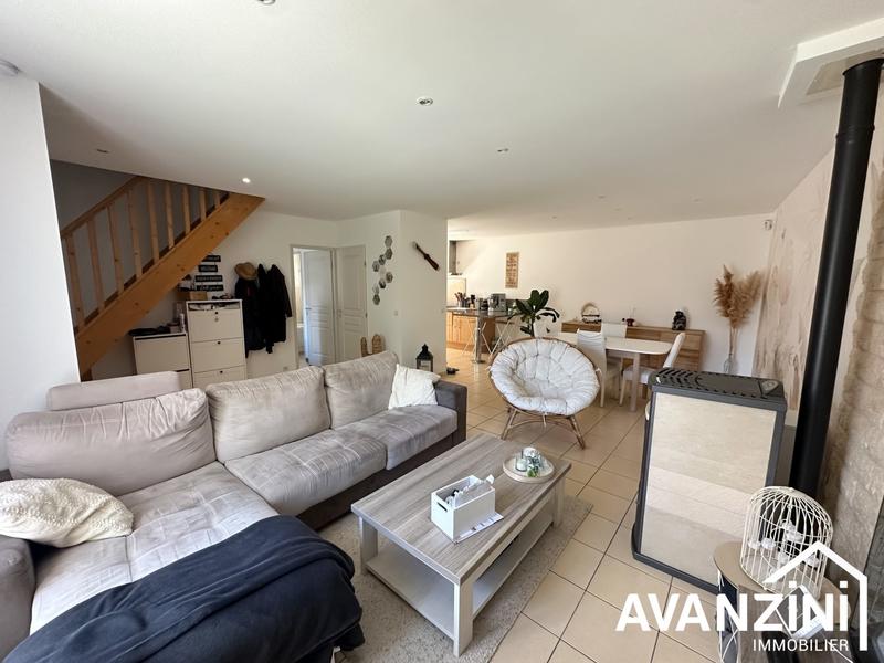 Maison - 95 m² - 4 pièces
