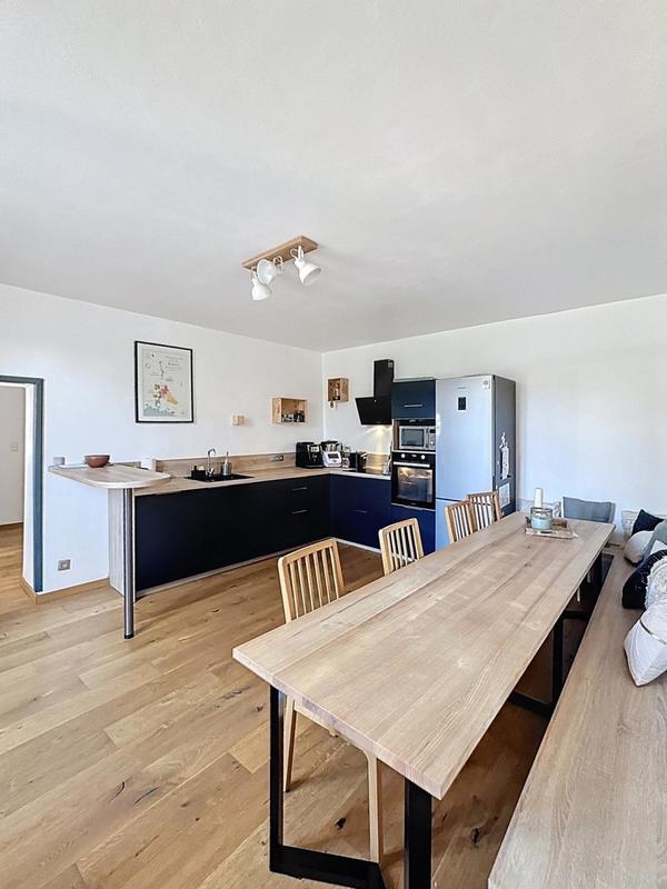 Maison - 185 m² - 7 pièces