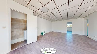 Bureau - 174 m² - 1 pièce