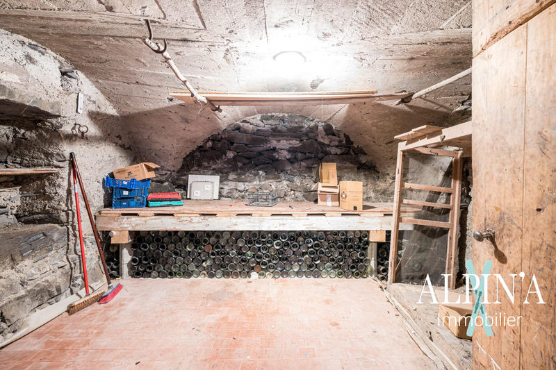 Maison - 99 m² - 2 pièces