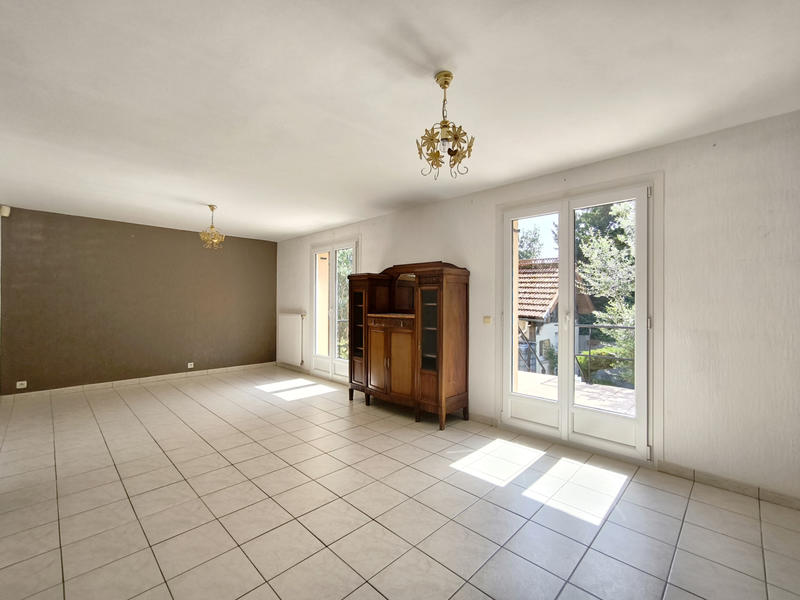 Maison - 96 m² - 5 pièces