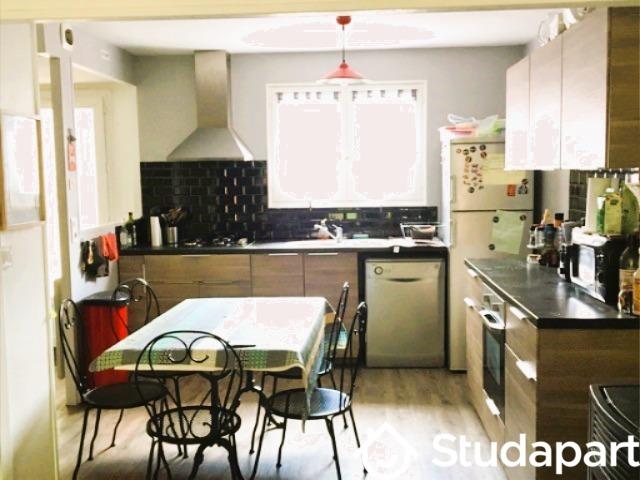 Chambre - 11 m² - 1 pièce