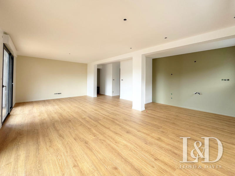 Appartement - 95 m² - 4 pièces