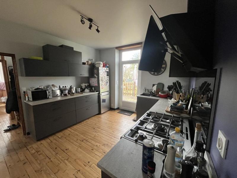 Maison en pierre - 130 m² - 6 pièces