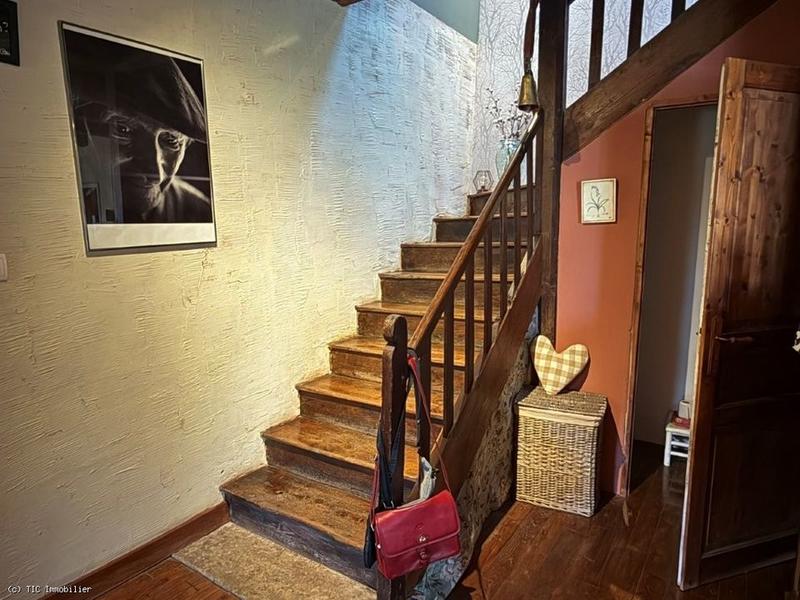 Propriété - 195 m² - 7 pièces