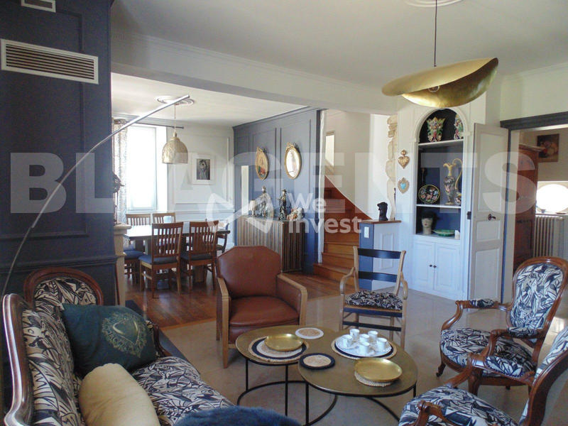 Maison - 150 m² - 8 pièces