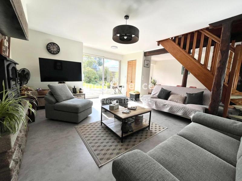 Maison - 105 m² - 4 pièces