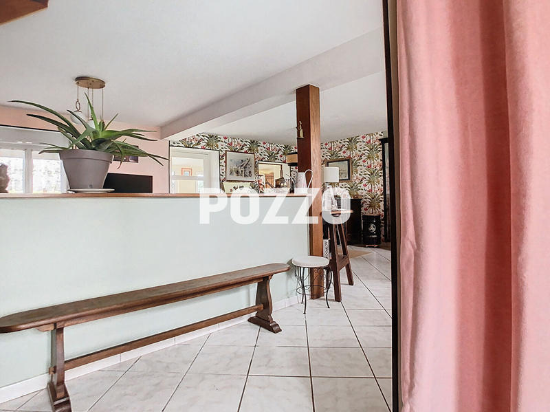 Maison - 96 m² - 5 pièces