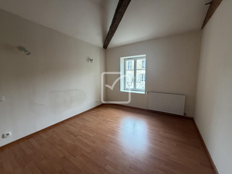 Maison - 217 m² - 9 pièces