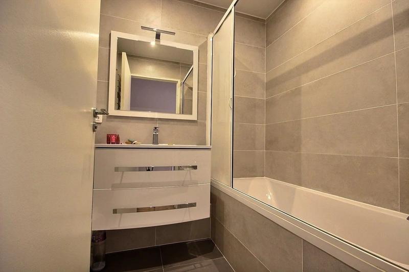 Appartement - 98 m² - 4 pièces