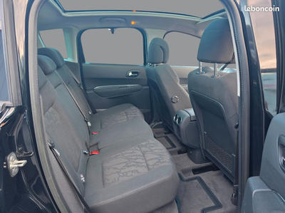 Peugeot 3008 - 1.6 HDi 115 Cv Allure