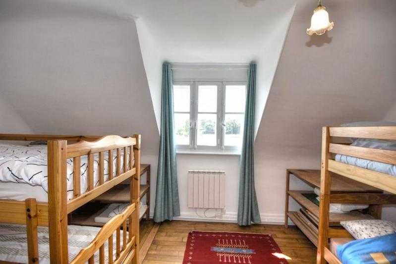 Maison - 216 m² - 8 pièces