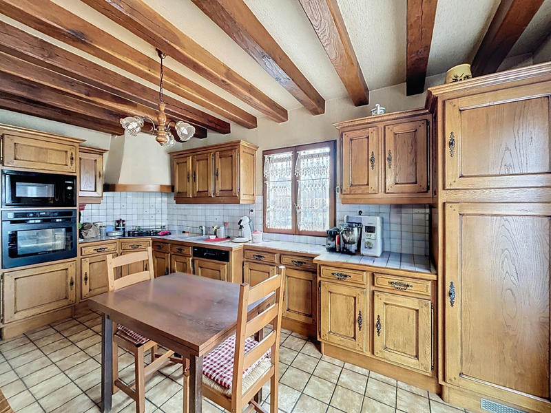 Maison - 99 m² - 4 pièces