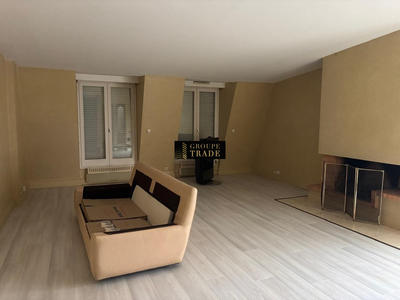 Appartement - 137 m² - 5 pièces