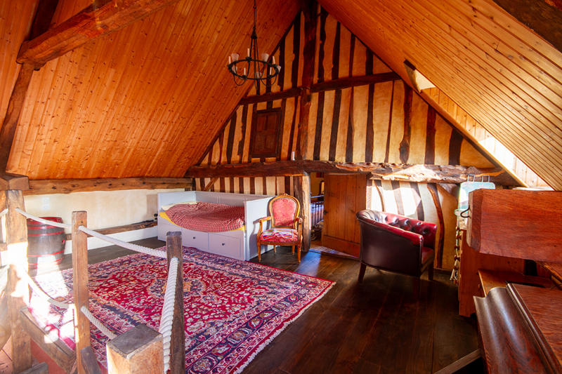 Maison - 205 m² - 9 pièces