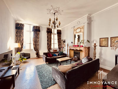 Loft - 89 m² - 3 pièces