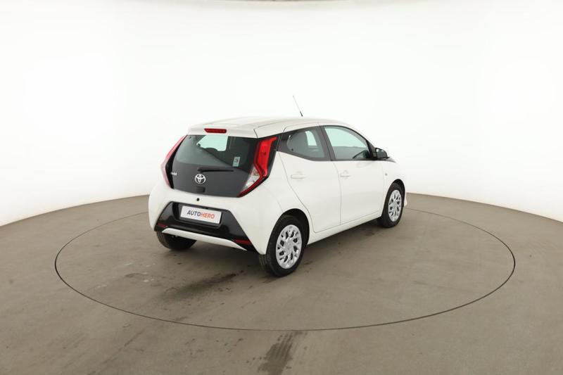 Toyota Aygo 1.0 Vvt-i X-Play 5p 72 ch