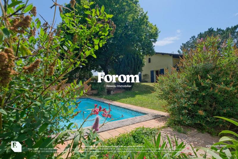 Maison ancienne - 195 m² - 8 pièces