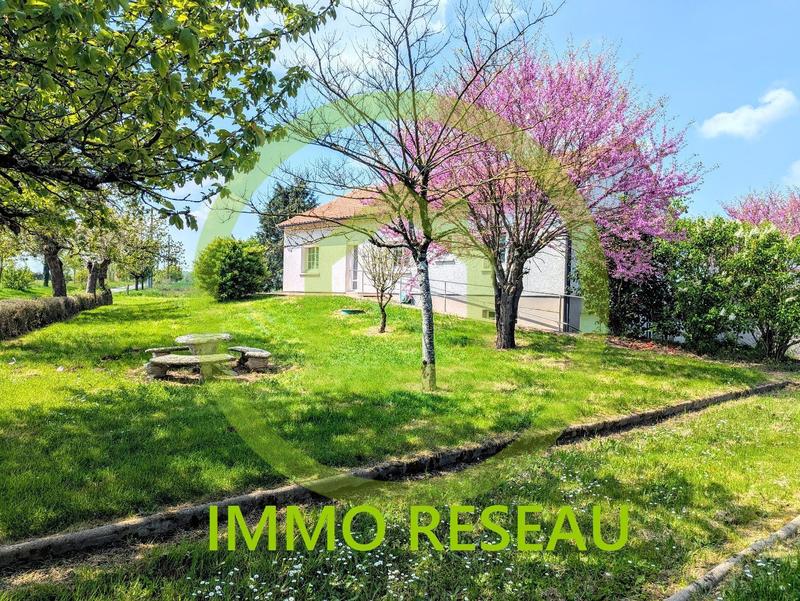 Maison - 111 m² - 4 pièces