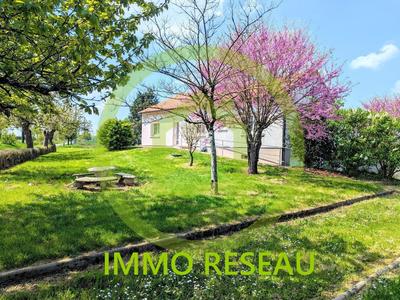 Maison - 111 m² - 4 pièces