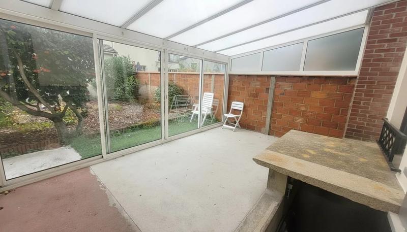 Maison - 93 m² - 4 pièces