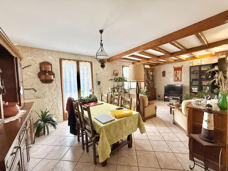 Maison - 95 m² - 4 pièces