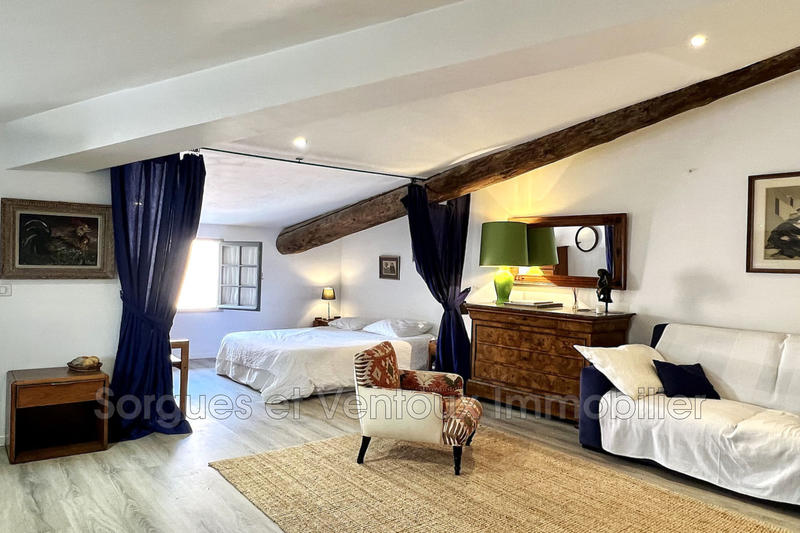 Maison - 270 m² - 8 pièces