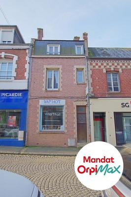 Immeuble - 84 m² - 3 pièces