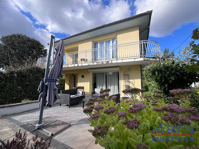 Maison - 168 m² - 6 pièces