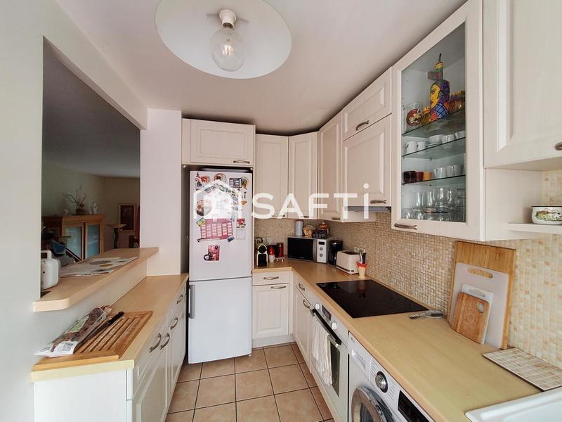 Maison - 93 m² - 5 pièces