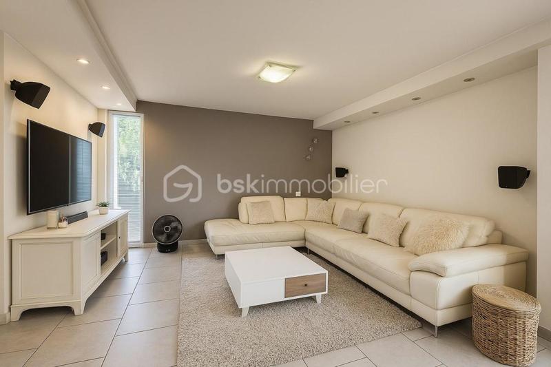 Appartement - 112 m² - 4 pièces