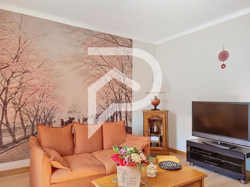 Maison bourgeoise - 210 m² - 7 pièces