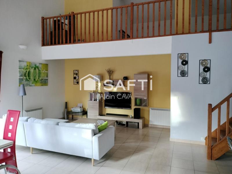 Maison - 217 m² - 7 pièces