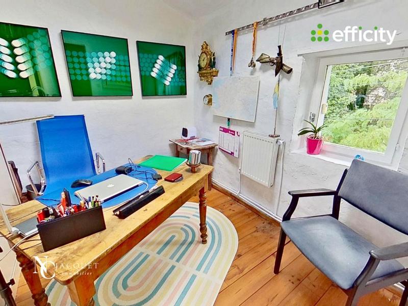 Maison - 184 m² - 6 pièces