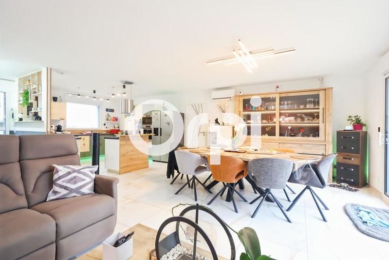 Maison - 121 m² - 4 pièces