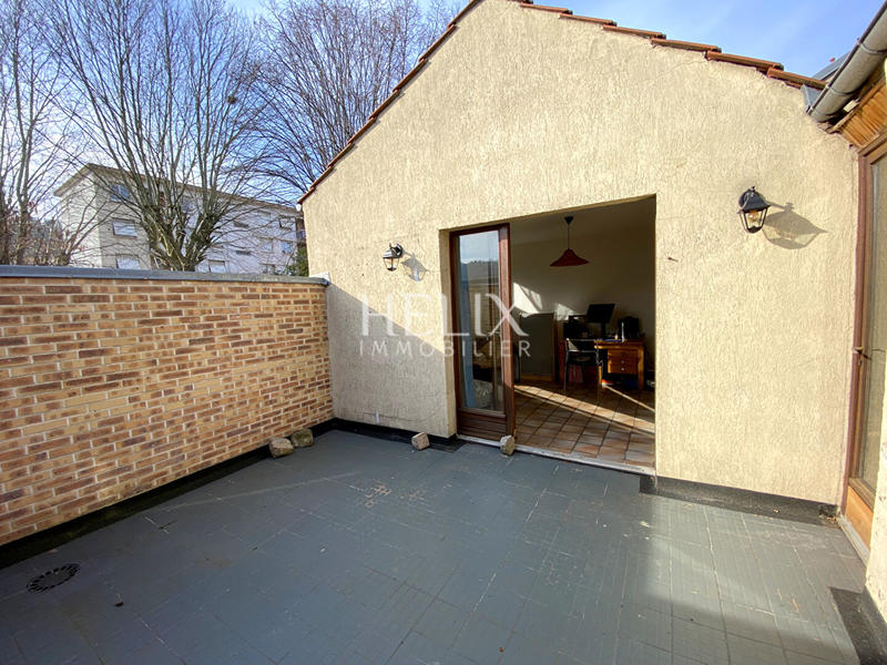 Immeuble - 9 pièces