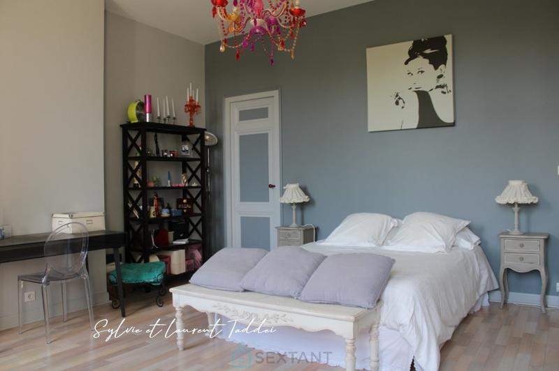 Maison de maîtres - 487 m² - 11 pièces