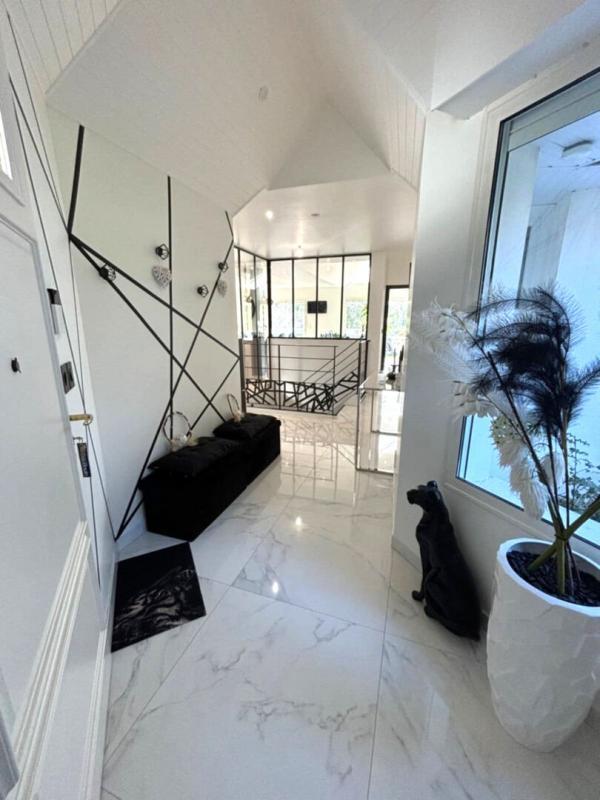 Maison - 190 m² - 7 pièces