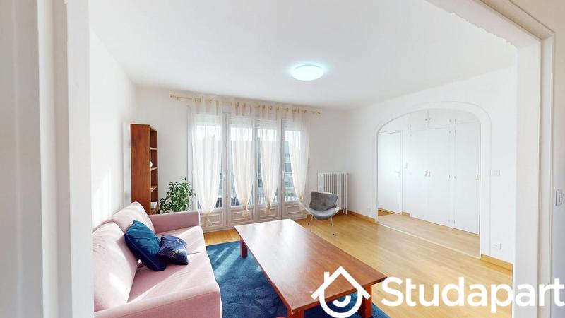 Chambre - 56 m² - 1 pièce