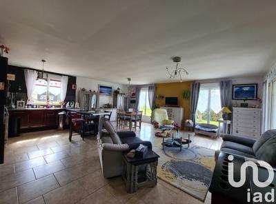 Maison - 102 m² - 4 pièces